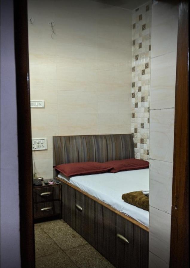 Ajanta Hotel 100 Mtrs Railway Station & 400 Mtrs Dargah Ajmer Extérieur photo