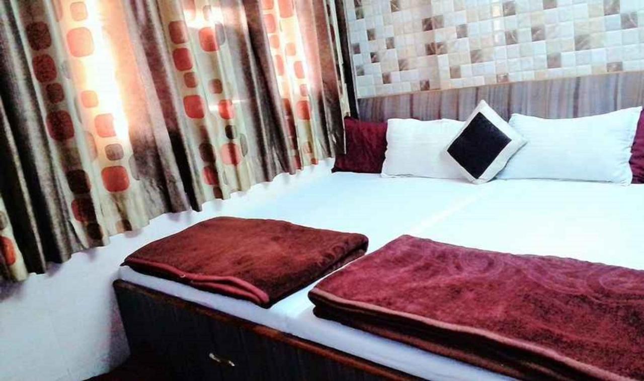 Ajanta Hotel 100 Mtrs Railway Station & 400 Mtrs Dargah Ajmer Extérieur photo
